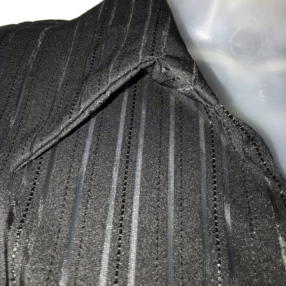 XL ( more like med fit ), NWT,Chic Top - Picture 6 of 8